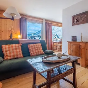 With Balcony And Mountain View Apartment