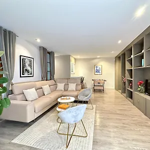 Luxurious Flat In Saint-germain-des-pres Apartment Paris